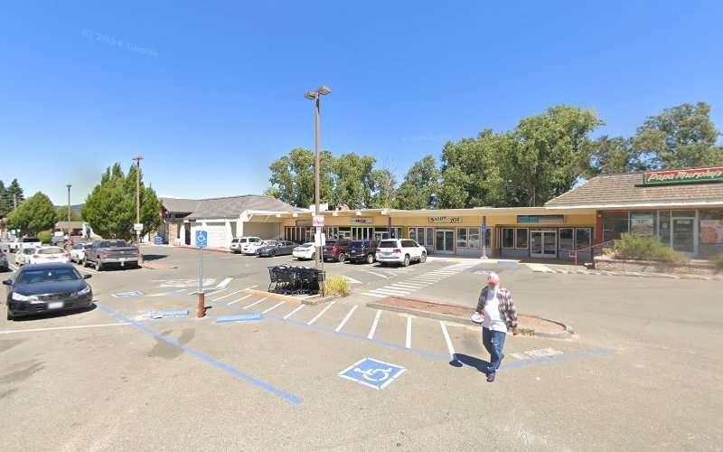 Shell Recharge Charging Station EV Charging Station at 871 S Main St