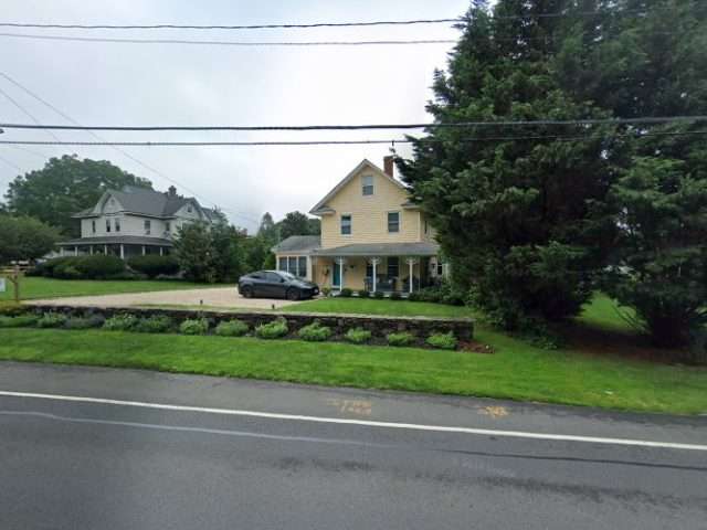 Tesla Destination Charger in Cutchogue New York