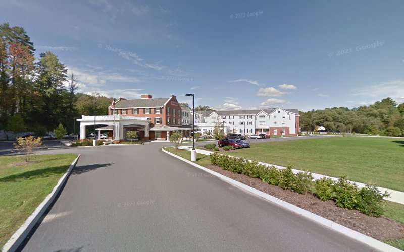 Hampton Inn Charging Station EV Charging Station at Hampton Inn