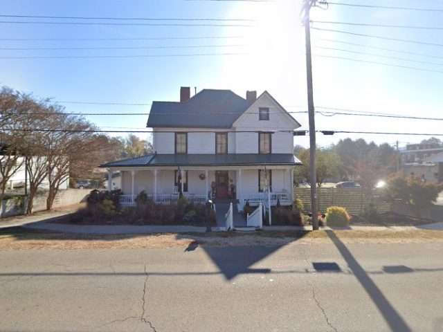 Tesla Destination Charger in Blue Ridge Georgia