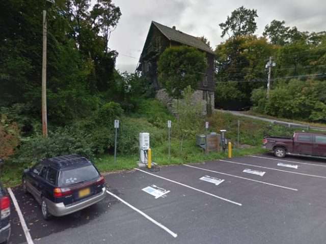 ViaLynk Charging Station in Middlebury Vermont