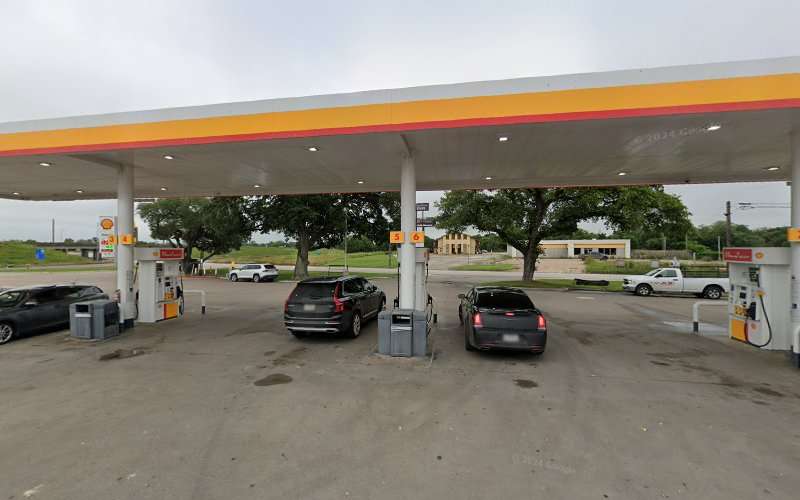 Shell Recharge Charging Station EV Charging Station at 709 N La Grange St