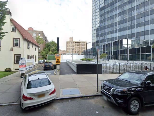 Blink Charging Station in Kew Gardens New York