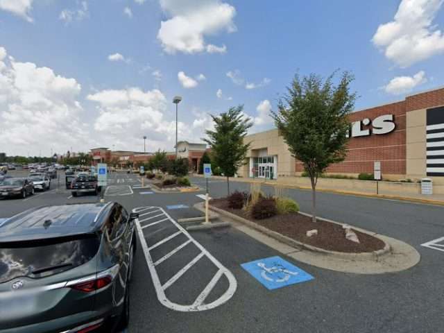 Shell Recharge Charging Station in Stafford Virginia