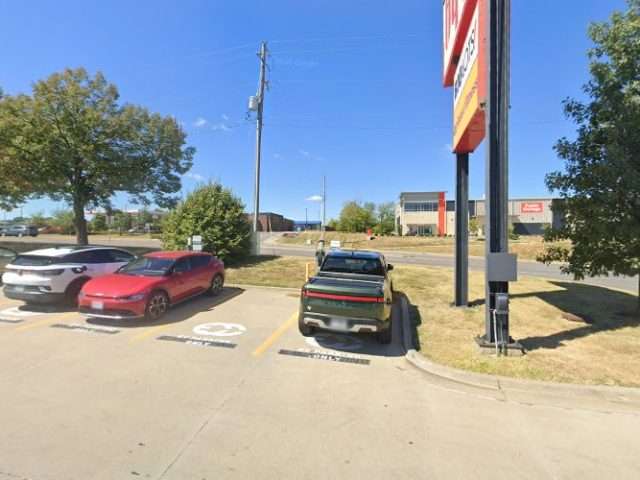 ChargePoint Charging Station in Blue Springs Missouri