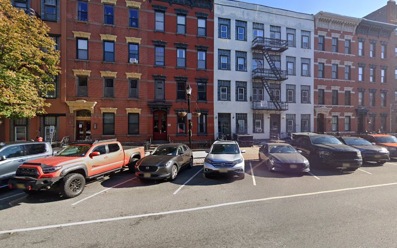 ChargePoint Charging Station EV Charging Station at 1029 Washington St