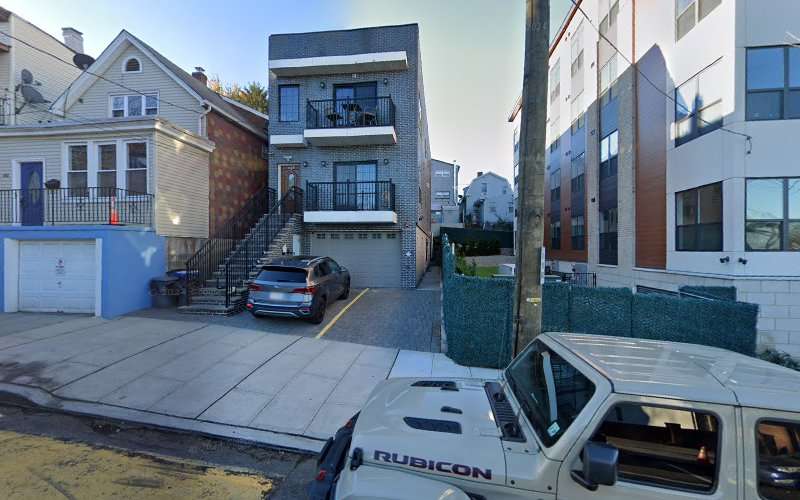 Greenspot Charging Station EV Charging Station at 649 38th St