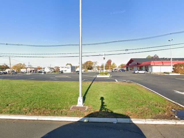 Electric Vehicle Charging Station in Iselin New Jersey