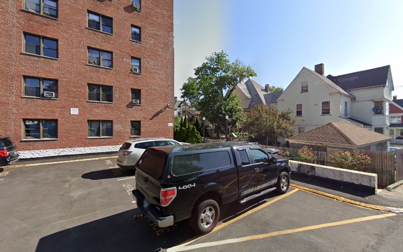 ViaLynk Charging Station EV Charging Station at 985 Fairfield Ave