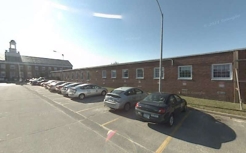 ChargePoint Charging Station EV Charging Station at N Jefferson Ave