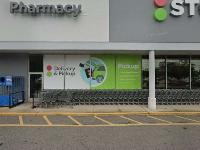 Shell Recharge Charging Station in Massapequa New York