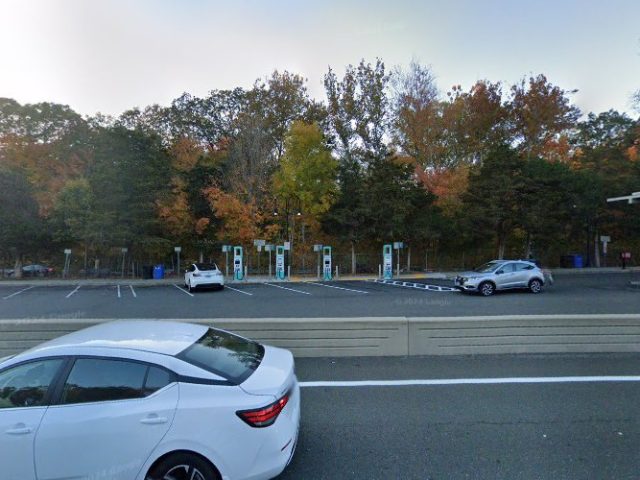 Applegreen Electric Charging Station in Fairfield Connecticut