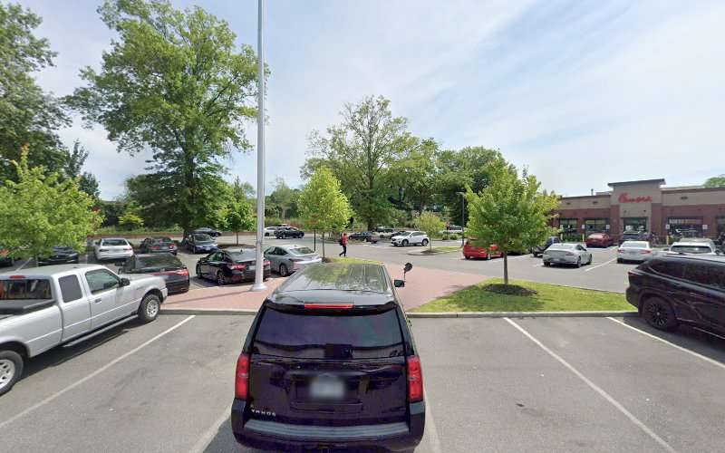 Tesla Supercharger EV Charging Station at Smithtown Bypass #550