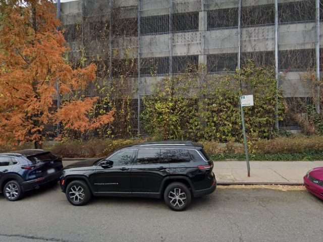 Electric Vehicle Charging Station in Staten Island New York