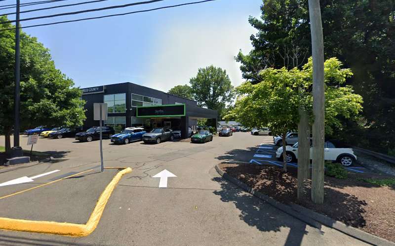 ChargePoint Charging Station EV Charging Station at 154 Post Rd