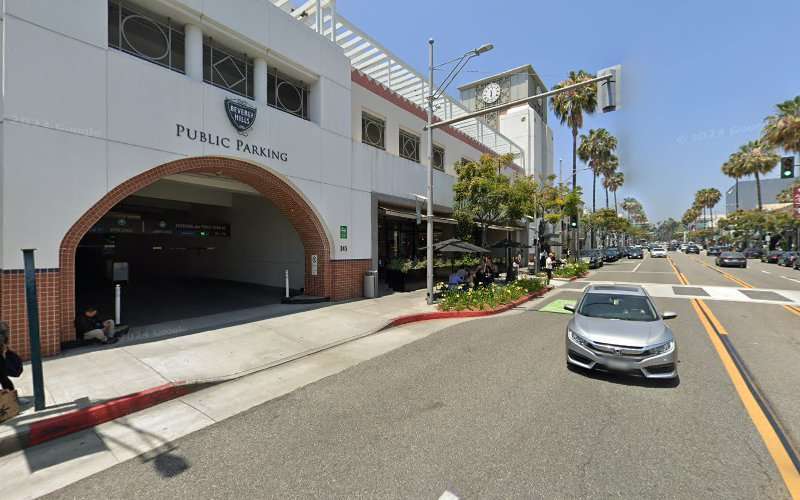 ChargePoint Charging Station EV Charging Station at 345 N Beverly Dr