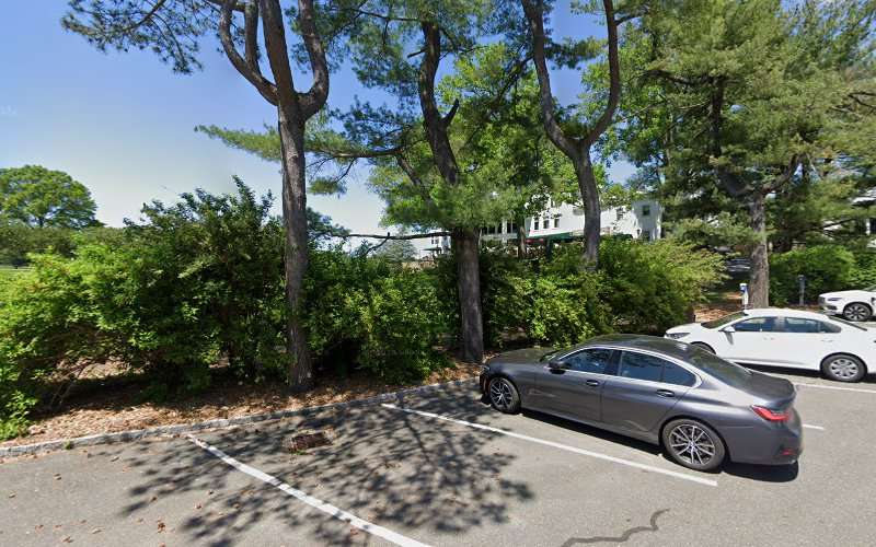 ViaLynk Charging Station EV Charging Station at 1 Club Way