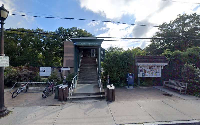 ChargePoint Charging Station EV Charging Station at 70 Katonah Ave