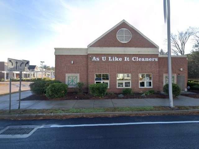 AmpUp Charging Station in Meriden Connecticut