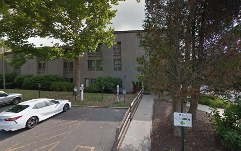 SWTCH Charging Station EV Charging Station at 522 Heritage Rd