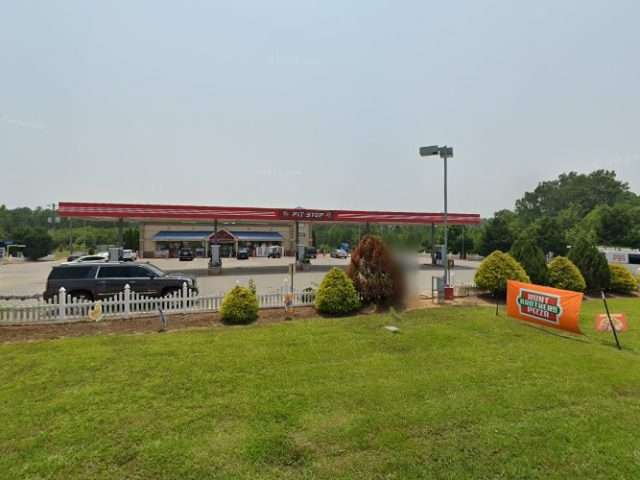 ChargePoint Charging Station in Littleton North Carolina