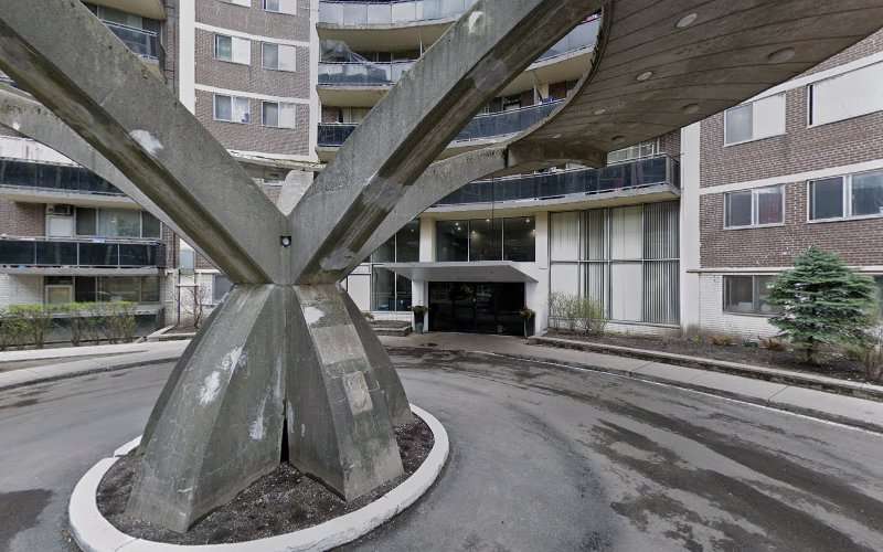 ChargePoint Charging Station EV Charging Station at 103 West Lodge Ave