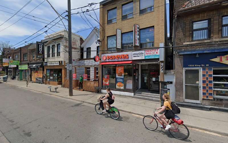 FLO Charging Station EV Charging Station at 1224 King St W