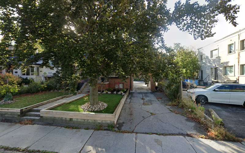 SWTCH Charging Station EV Charging Station at 645 Glengarry Ave