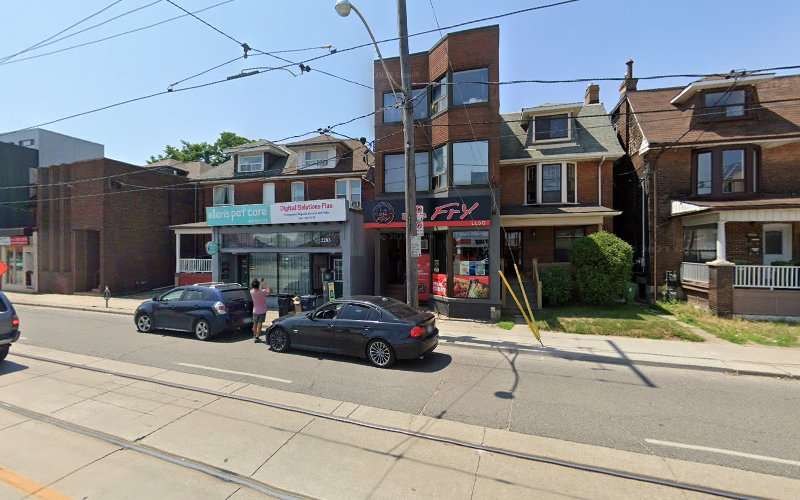 FLO Charging Station EV Charging Station at 2285 Dundas St W