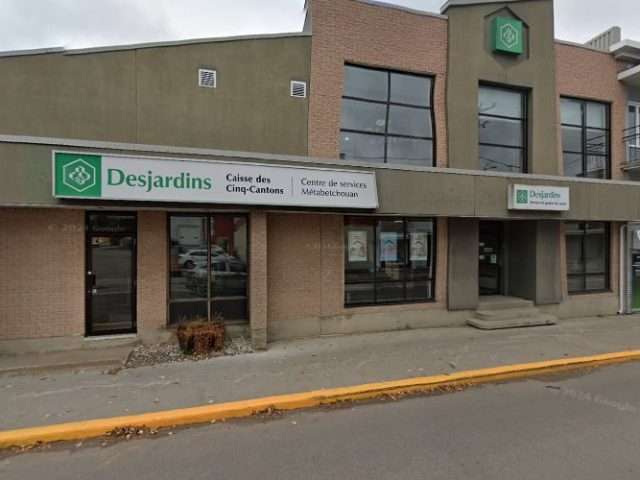 Circuit électrique Charging Station in Métabetchouan-Lac-à-la-Croix Quebec Canada