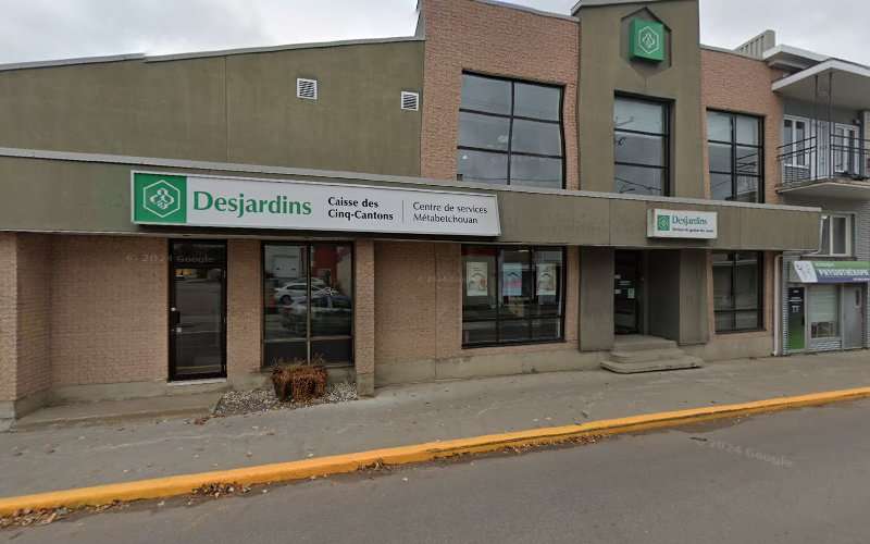 Circuit électrique Charging Station EV Charging Station at 110 Rue St Antoine