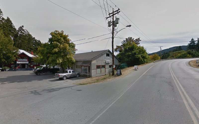 Tesla Destination Charger EV Charging Station at 124 Upper Ganges Rd