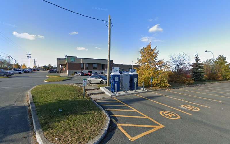 Circuit électrique Charging Station EV Charging Station at 525 1ere Avenue