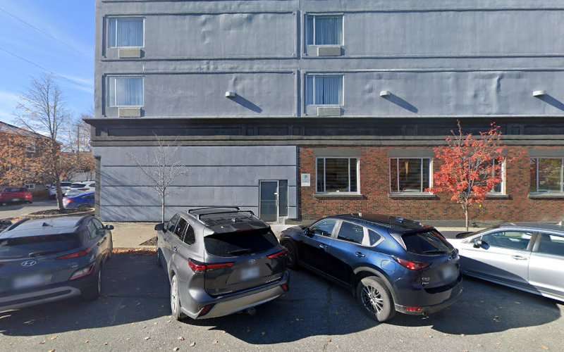 Electric Vehicle Charging Station EV Charging Station at 41 6e Rue