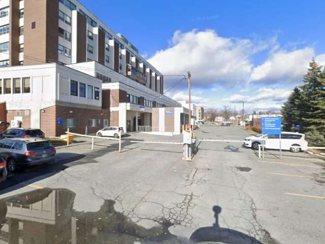 Circuit électrique Charging Station in Rouyn-Noranda Quebec Canada