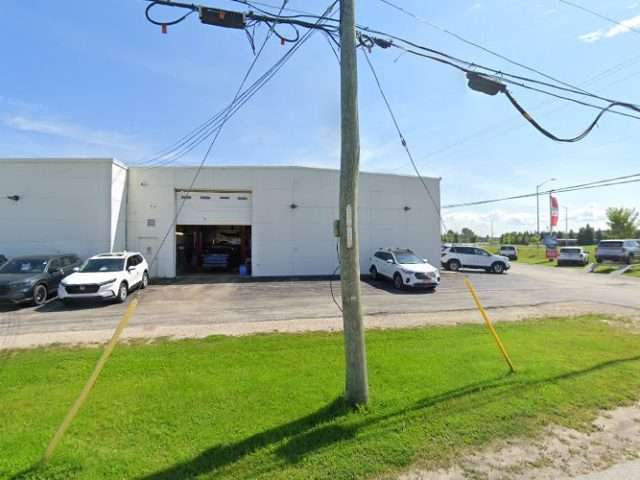 FLO Charging Station in Collingwood Ontario Canada