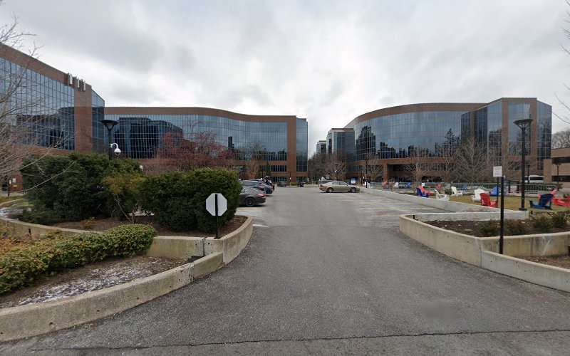 Flo Charging Station EV Charging Station at 4150 Yonge St