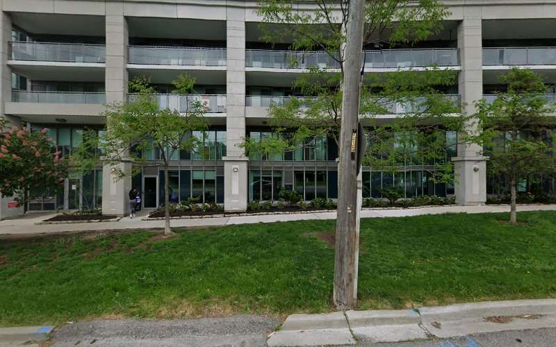 ChargePoint Charging Station EV Charging Station at 2119 Lake Shore Blvd W