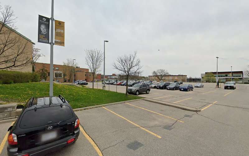 Shell Recharge Charging Station EV Charging Station at 3199 Lake Shore Blvd W