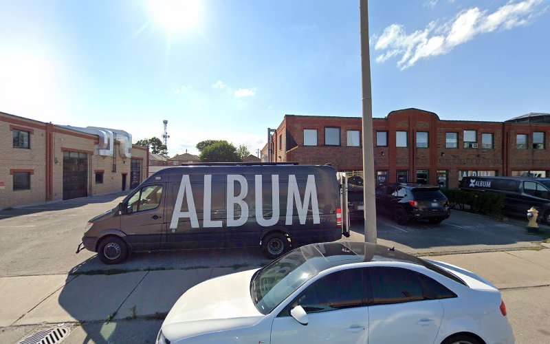 FLO Charging Station EV Charging Station at 34 Cawthra Ave