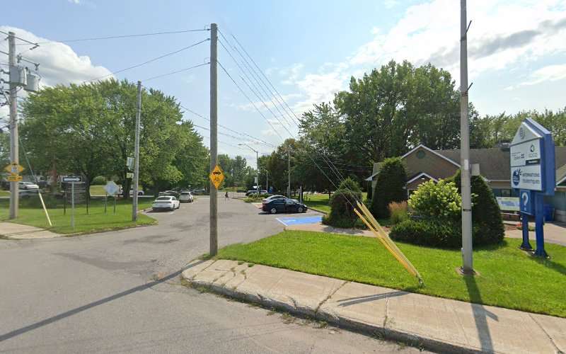 Sun Country Highway Charging Station EV Charging Station at 20 Rue Notre Dame