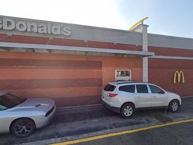 Shell Recharge Charging Station in Winona Mississippi