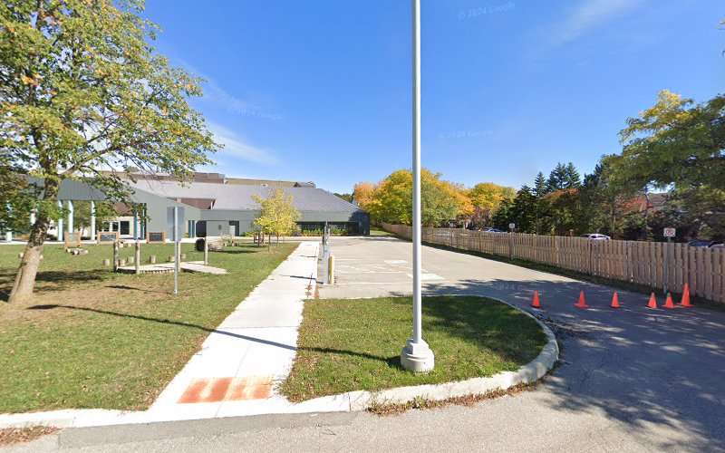 FLO Charging Station EV Charging Station at 151 Victoria Rd N