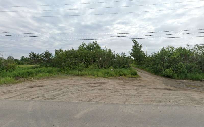 FLO Charging Station EV Charging Station at 600 Bd des Montagnais