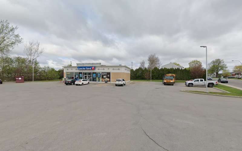 Couche-Tard Charging Station EV Charging Station at 4001 Bd Dagenais O