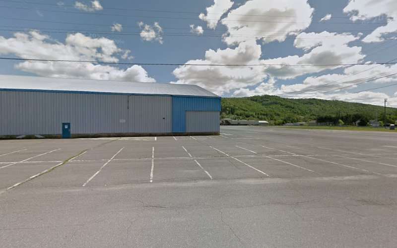 ChargePoint Charging Station EV Charging Station at 25 Paul-Grondin Ave