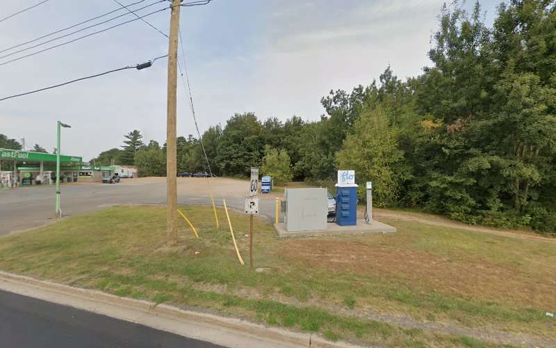 Flo Charging Station EV Charging Station at 7203 Nova Scotia Trunk 1