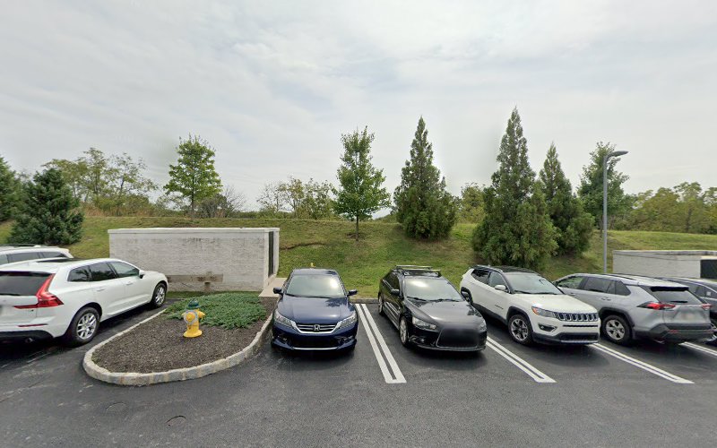 ChargePoint Charging Station EV Charging Station at 721 Arbor Way