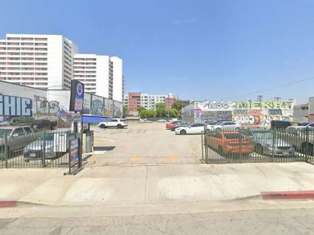 685 N Spring St Parking in Los Angeles California