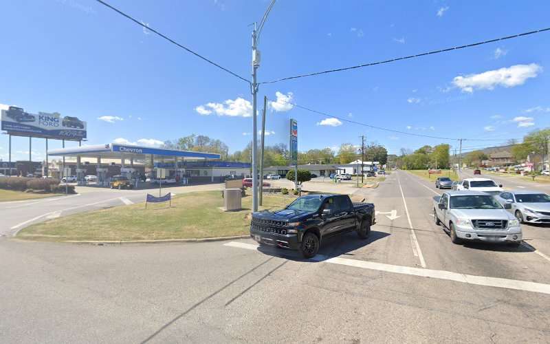 Tang Mart Oxford 02 EV Charging Station at 600 S Quintard Ave